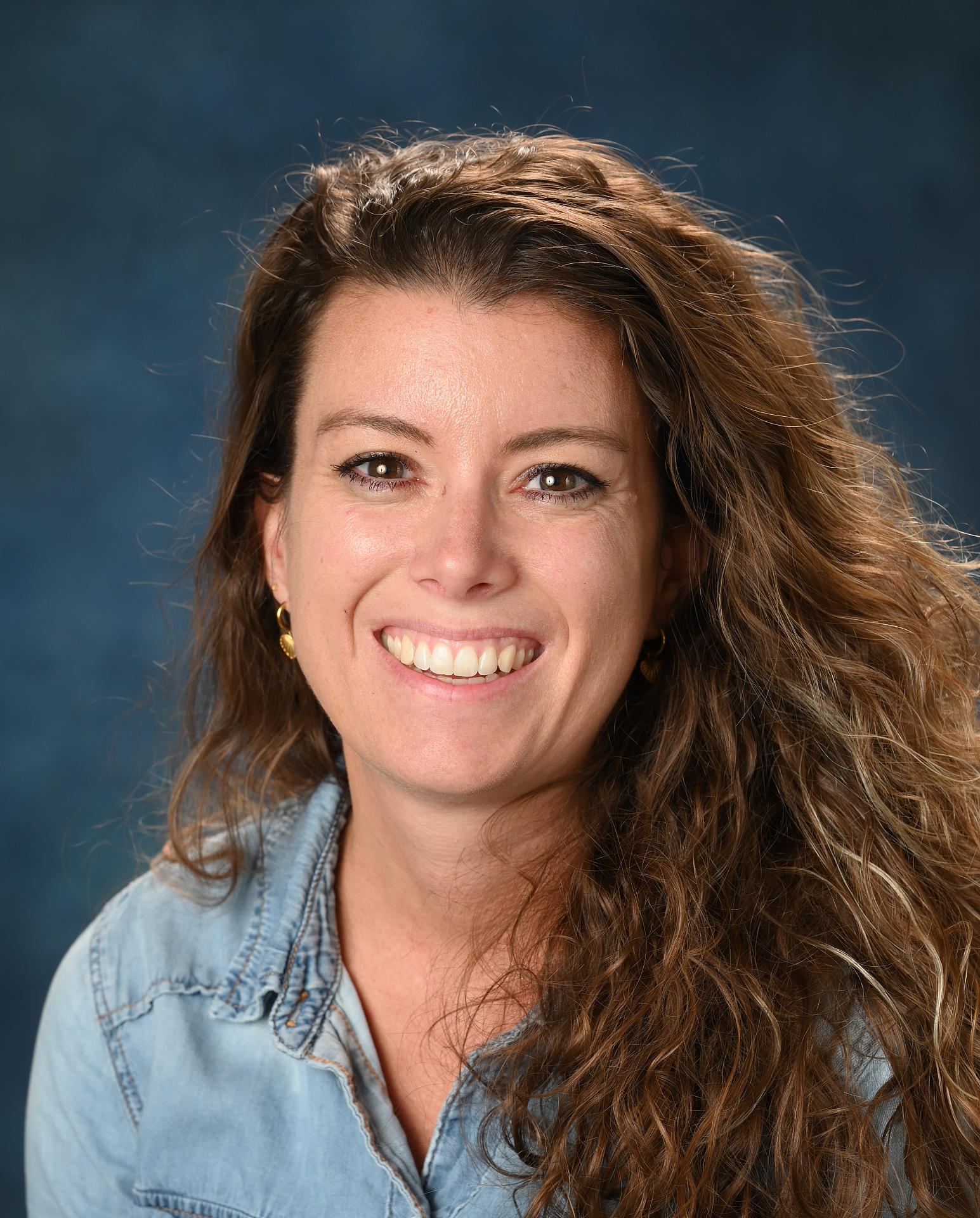 bernadette.jpg.jpg?1761835541&focus=49.47 34