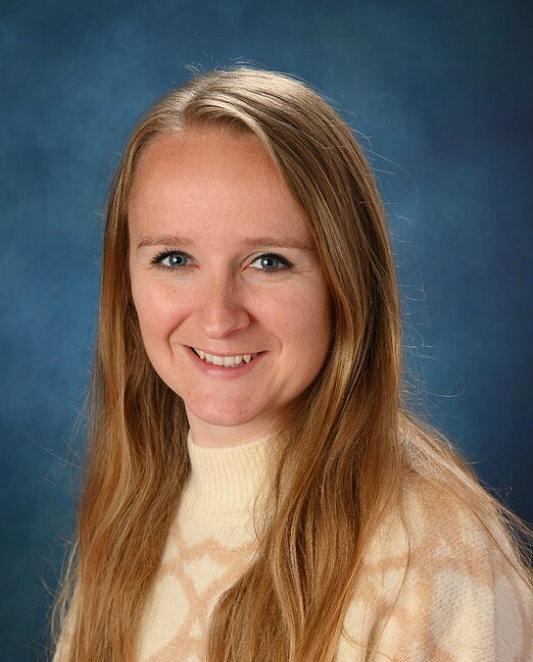 jennifer.jpg?1756366478&focus=40.74 30