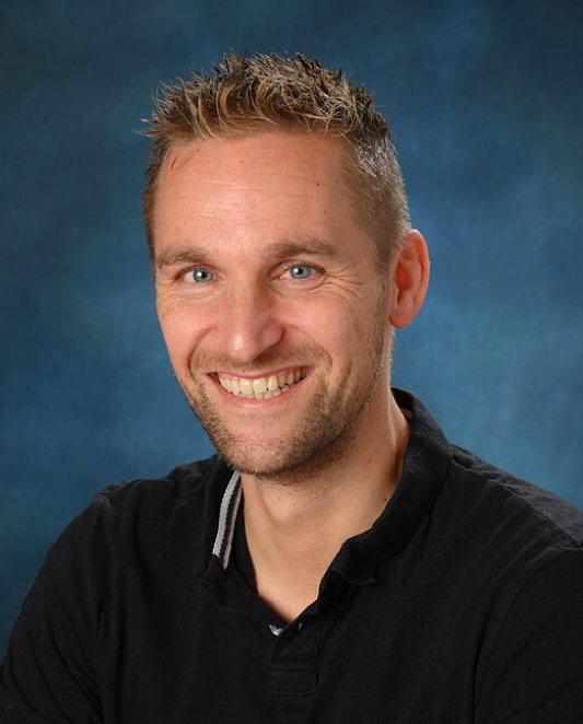 robin.jpg?1756366608&focus=42.80 28