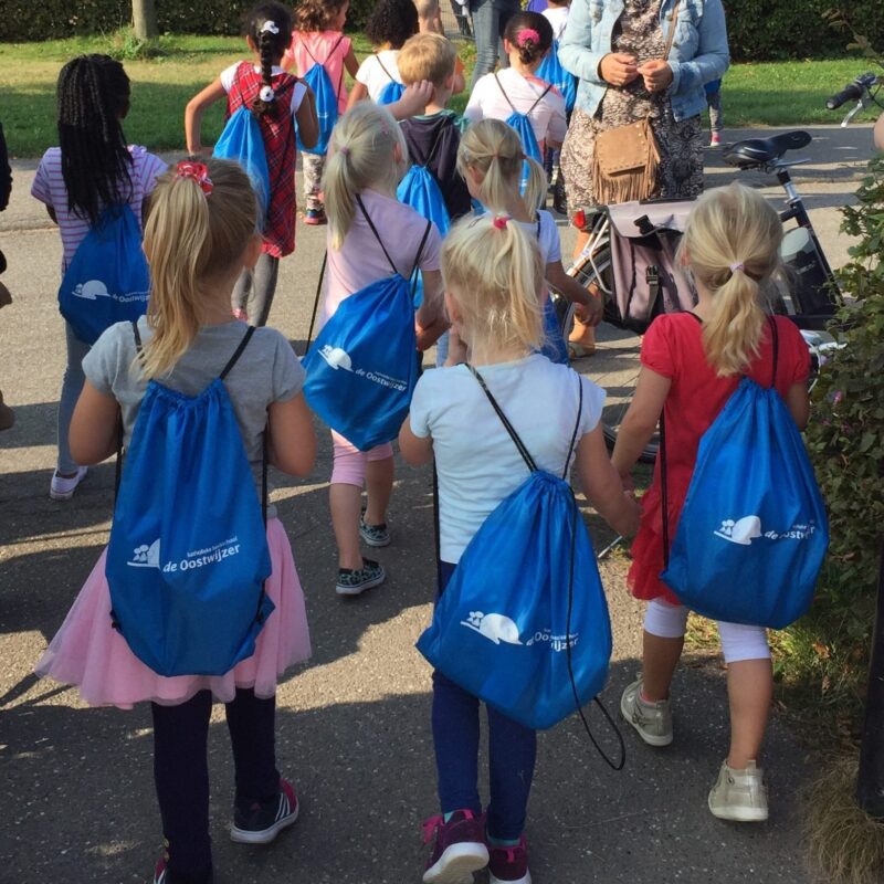 foto-Oostwijzer-rugzakjes